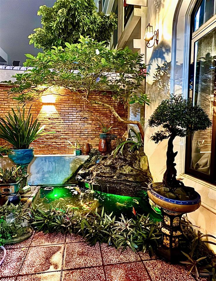 Biệt thự sân vườn lê văn chí thủ đức 374m giá 13.2 tỷ tl