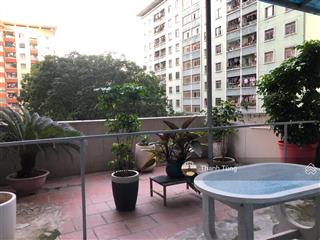 Bán căn chung cư vp5 2 phòng ngủ 60m2 + 15m sân vườn full nội thất bàn giao nhà ngay