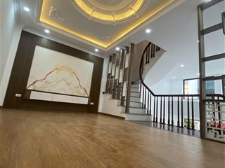Trung tâm thị trấn văn điển, 58m2, 5 tầng, ô tô đỗ, giá 7,8 tỷ