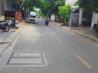 Gần biển! bán toà căn hộ 5 tầng 120m2, 8,85 tỷ kiệt lê văn thứ  q. sơn trà