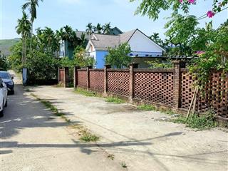  đất hoà khương  dt 400m2 có 120m2 đất ở. ngang 15m vuông vắn, 2 mặt đường trước sau