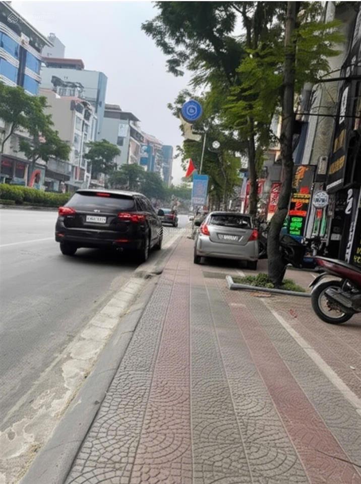 Hiếm,bán nhà mặt phố ngô gia tự lô góc 3 thoáng kinh doanh dòng tiền trên 23 tỷ .0867 735 ***