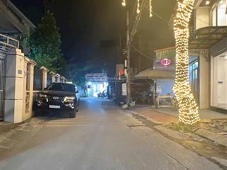 Mặt phố thạch bàn hiếm không có nhà thứ 2 7 tầng thang máy, gara ô tô, kinh doanh đa ngành