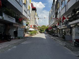 Ngõ conterner tránh gia quất khu phân lô songhong rice cityvỉa hè rộngkinh doanh khỏi phải bàn.