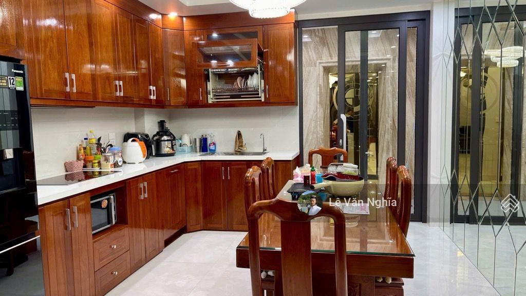 Bán nhà đô thị mậu lương hà đông 60m x 5 tầng hoàn thiện đẹp view thoáng giá chỉ hơn 14 tỷ