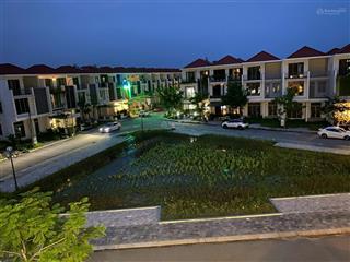 Biệt thự song lập 3 tầng khu b royal park huế view công viên hồ cá coi tt đô thị đẳng cấp