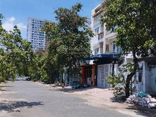 Bán gấp nhà kdc tái định cư phạm hữu lầu