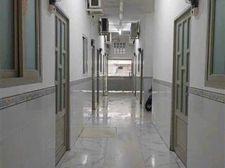 Bán nhà căn hộ dịch vụ quận 7 ngang khủng 11m 22 phòng, thang máy
