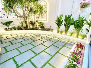 Bán nhà sân vườn 3pn  170m2  huỳnh tấn phát  cạnh quận 7