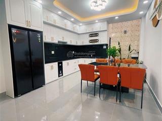 Nhà phố 4 tầng  4pn, full nội thất  dọn vào ở ngay  cạnh phú mỹ hưng