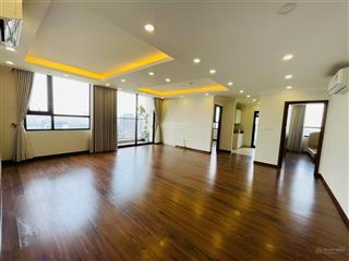 Bán cc hàng hiếm tại khu ngoại giao đoàn tòa n01t1 13 tỷ vnd, 133m2, 3pn, 3wc,view hồ hòa bình