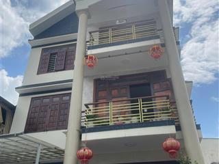 Bán đất tặng biệt thự! bán nhà mặt tiền trần thị điệu, p. phước long dt 10x33m 32 tỷ tl