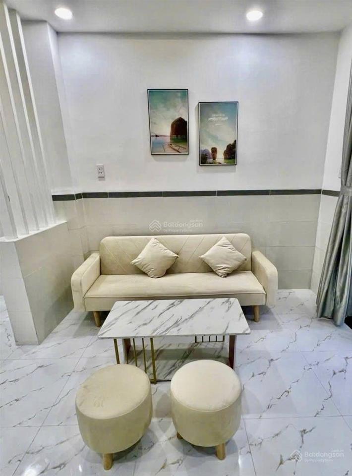 Hiếm!bán nhà 5.5x20m hẻm xe hơi đường 385, thủ đức  giá 7.9 tỷ, gần đại học, khu cnc, tiện đầu tư