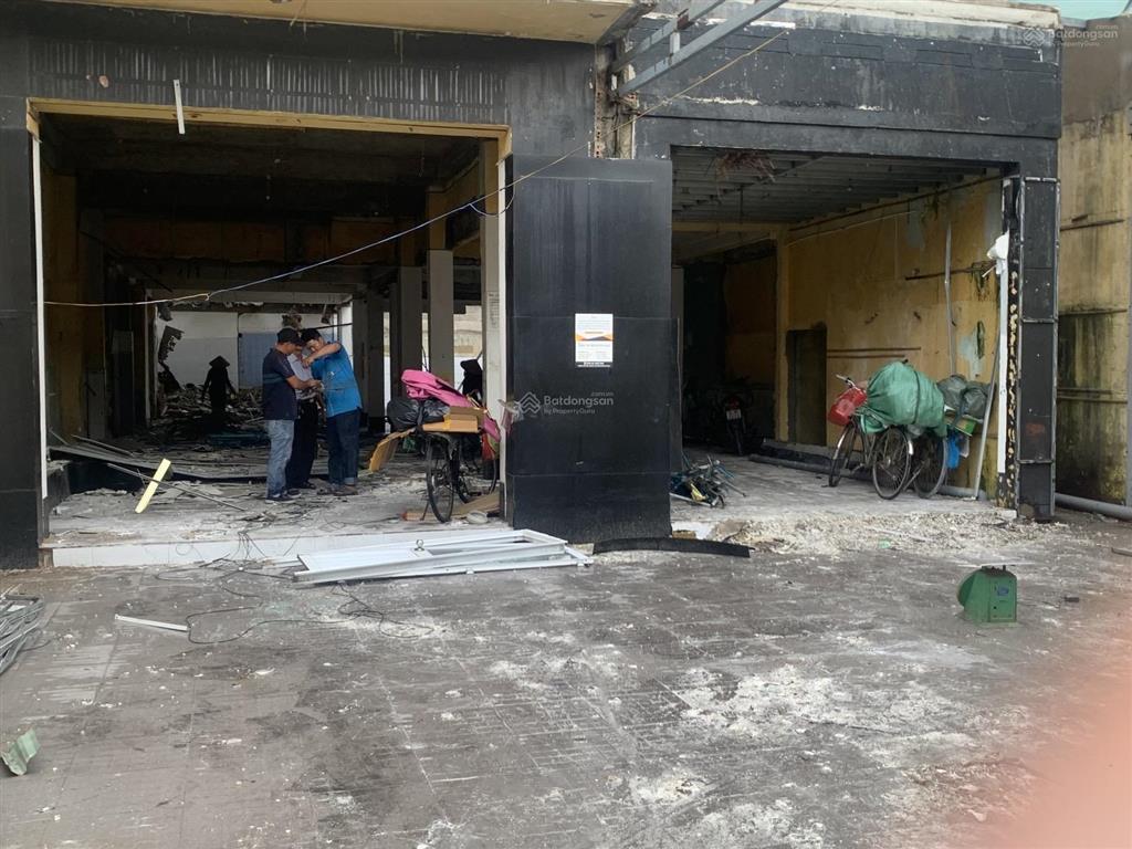 Mặt tiền kd" kha vạn cân" 330m2 (10x33m) xây toà nhà cty chỉ 180tr/m2   0901 222 ***