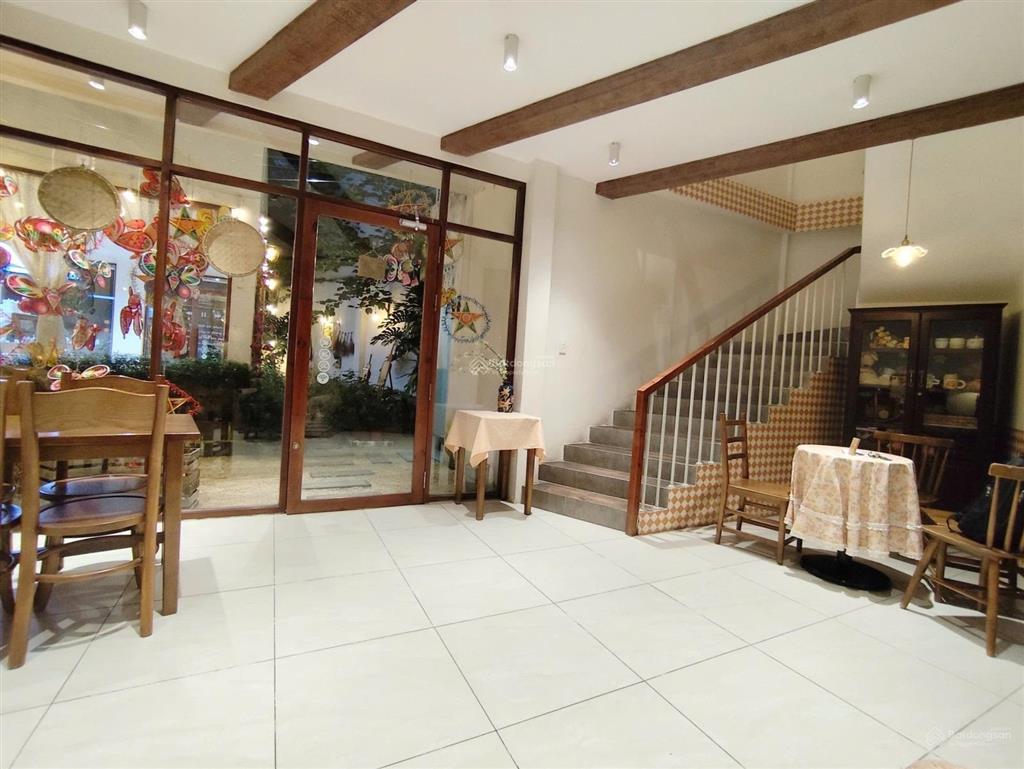 Vip d2 nguyễn gia trí  144m2 (8x18m)  đường 10m  tiện xây mới  chỉ 26.9 tỷ tl   0901 222 ***