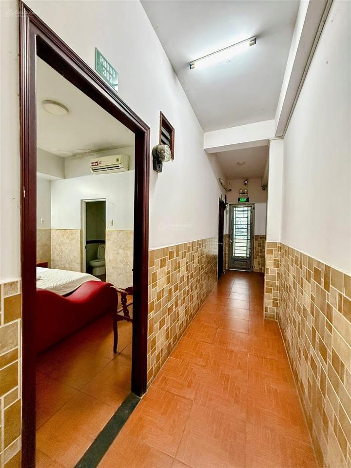 Mặt tiền khách sạn tân phú 113m2 ( 5.5x21m )6 tầng 18phong chỉ 20.5 tỷ  0901 222 *** 