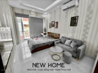 Trống sẵn căn hộ 1 phòng ngủ, ban công gần chợ bàn cờ quận 3