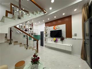 Đỉnh nóc kịch trần  nhà 2 lầu  dt 44,1m2giá 2,36 tỷ  đường tân thành, tân phú  gần văn hiến