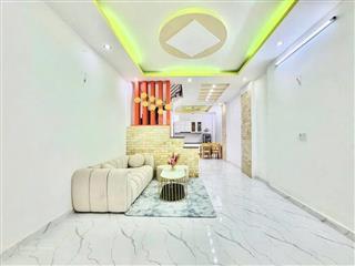 Siêu nóng! bán nhà ngộp nội thất còn mới giá 2,65 tỷtrần khắc chân, phú nhuận