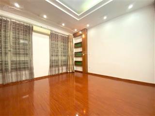 Nhà mặt phố hoàng quốc việt 72mmặt tiền 5m33,8 tỷ vị trí đắc địa, kinh doanh sầm uất
