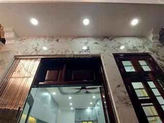 Bán nhà chính chủ phố hoa lư,4 tầng, 3 ngủ,tặng nội thất,diện tích 32m.giá 6,5 tỷ,quận hai bà trưng