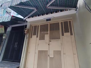 Cho thuê nhà mặt tiền đường lớn lạc long quân