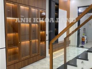 Nhà 3 tầng nội thất gỗ sang xịn  đường số, gần lã xuân oai  ngang 4,5m  p.tnpa  giá bán 8,2 tỷ
