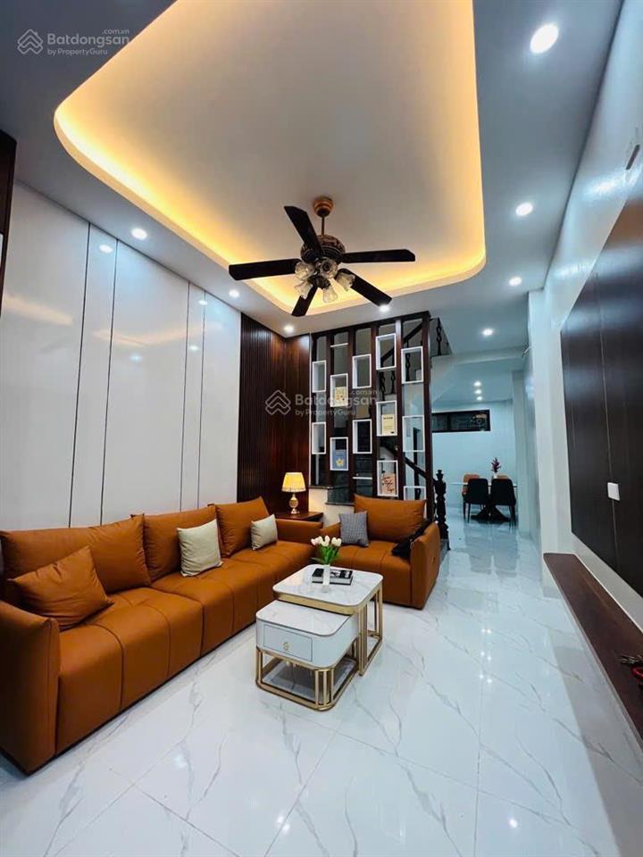 Bán gấp nhà 2 thoáng tô hiệu, hà đông 37m² chỉ 8,65 tỷ gần ngã tư lê lợi chợ hđ 0924 736 ***