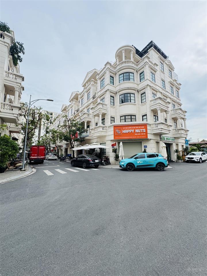Hàng hiếm căn góc cityland parkhills phan văn trị p10 dt 7.5x20m đct 60tr/tháng giá bán 31.5 tỷ tl