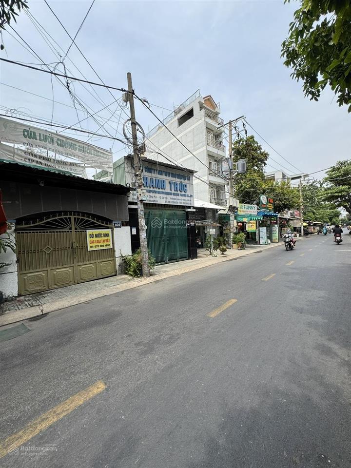 Chủ đi nước ngoài cần bán mt nguyễn văn công p3 gv, 5.5x26m, trệt 1 lầu, giá hơn 11.6 tỷ