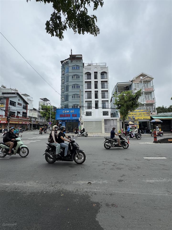 Giảm 1 tỷ bán mt tân sơn p12 gv 8x21,5m vuông vức đang là dãy trọ cấp 4 giá 25.5 tỷ tl