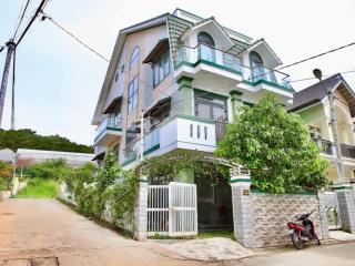 Cần bán biệt thự 3 mặt tiền full nội thất ngô gia tự, p12, đà lạt