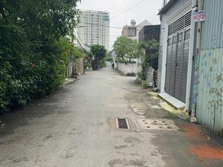 Linh đông  hxh đỗ cửa  nhà đẹp 3 tầng btct  chỉ 5.6 tỷ