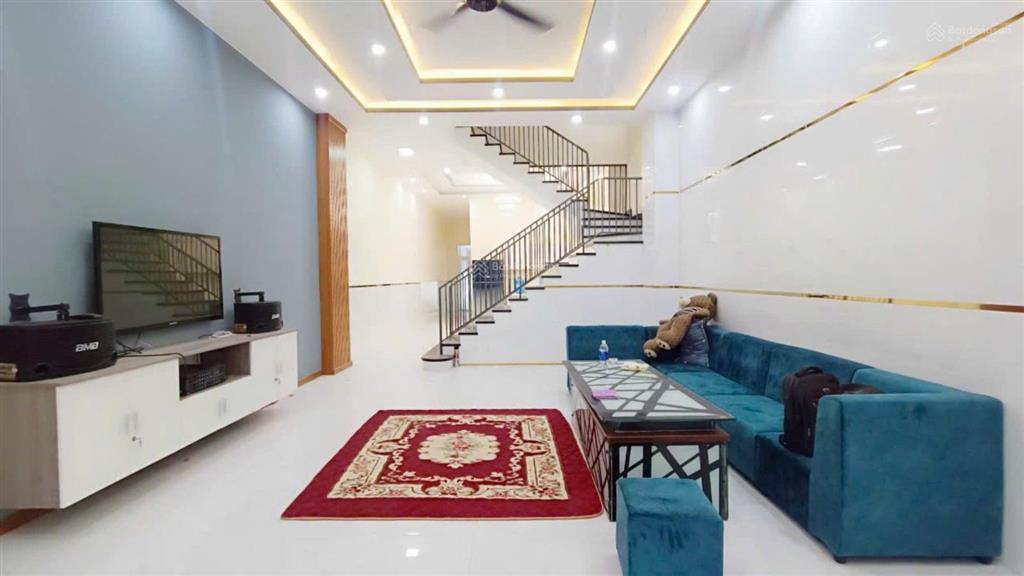 Nhà mặt tiền tôn đức thắng, rạch giá