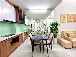 Nhà đẹp trung tâm đống đa dân xây chắc chắn, thiết kế hiện đại, vào ở ngay, chỉ 5,6 tỷ