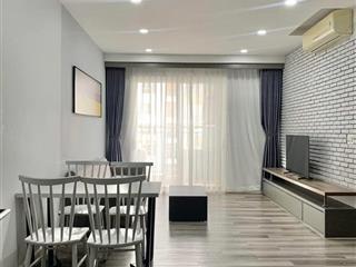Cần cho thuê cc 812 lạc long quân dt 75m2 2pn 2wc full nt giá 8tr/th  0795 570 *** tuấn