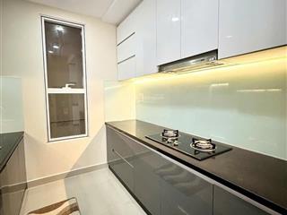 Cần bán gấp cc oriental plaza dt 104m2 3pn 2wc full nt có sổ giá 5 tỷ  0795 570 *** tuấn