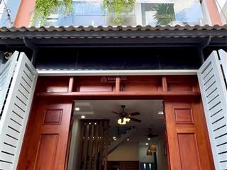 Người thân cần bán gấp nhà dt 59m2 giá 2tỷ590tr lê quang định, p1, gò vấp. nhà shr