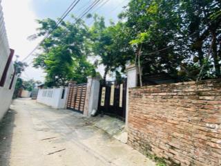 Nhà 140m2 hoàng kim, mê linh  xung quanh toàn biệt thự  ô tô  đỗ sân