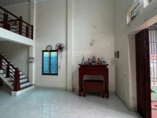 Bán 80m2 nhà 1,5 tầng nhà dân xây thường lệ, đại thịnh  gần phố  ô tô đỗ cửa