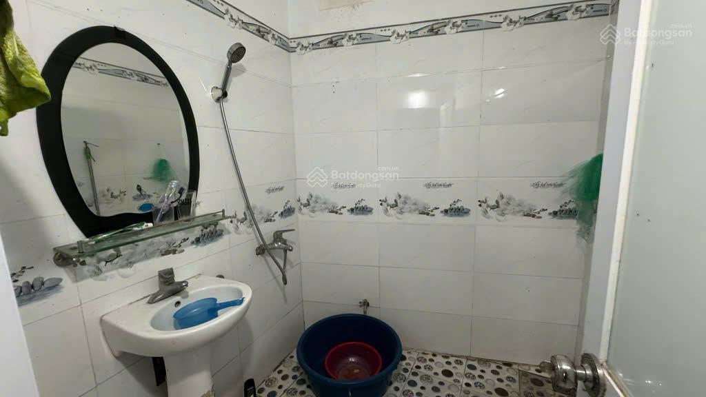 Bán 80m2 nhà 1,5 tầng nhà dân xây thường lệ, đại thịnh  gần phố  ô tô đỗ cửa