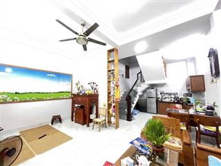 Rinh nhà đón tết  nhà 3 tầng 54m2 dân xây  tặng nội thất tại tt chi đông