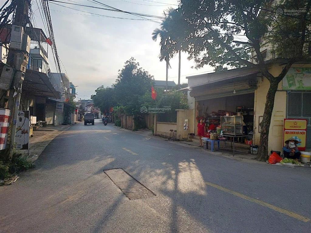 Có 1  0  2 !! lô góc gần 80m2, hiền ninh  đường 8m thông, trục chính thôn