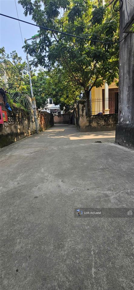 Đất vàng 81m2 thị trấn chi đông  ô tô 5 chỗ đậu cửa  gần mê linh plaza