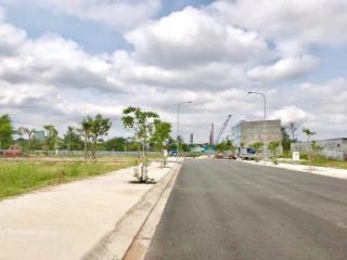 Chuyển nhượng lại lô đất 100m2 1 tỷ 350 nằm trong kdc đông đúc sát sân bay qt long thànhshr