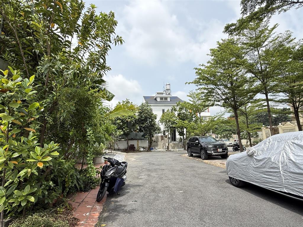 100m2 đất khu biệt thự ven sông, 11.8 tỷ tại đường 18, hiệp bình chánh, tp thủ đức