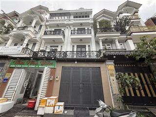 Bán nhà 2 tầng đường 10 hiệp bình chánh, ngay sau coop mart bình triệu, đường trước nhà 12m