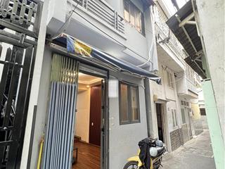 Chính chủ bán nhà đường dương đình cúc giá 99otr dt 3,2*13m sổ hồng riêng gần chợ đệm