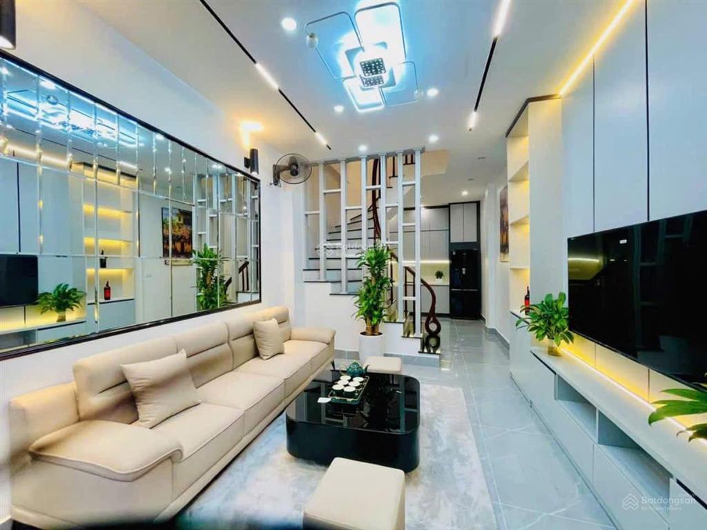 Chính chủ bán nhà mới tân triều 32m2