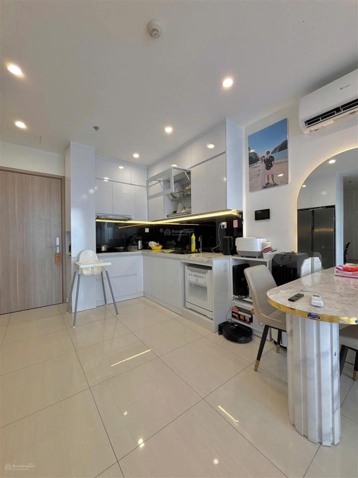 Cắt lỗ 300tr! bán nhanh 1pn+43m² tầng trung, hướng đn vinhome smart city, giá cực tốt chỉ 2.8 tỷ